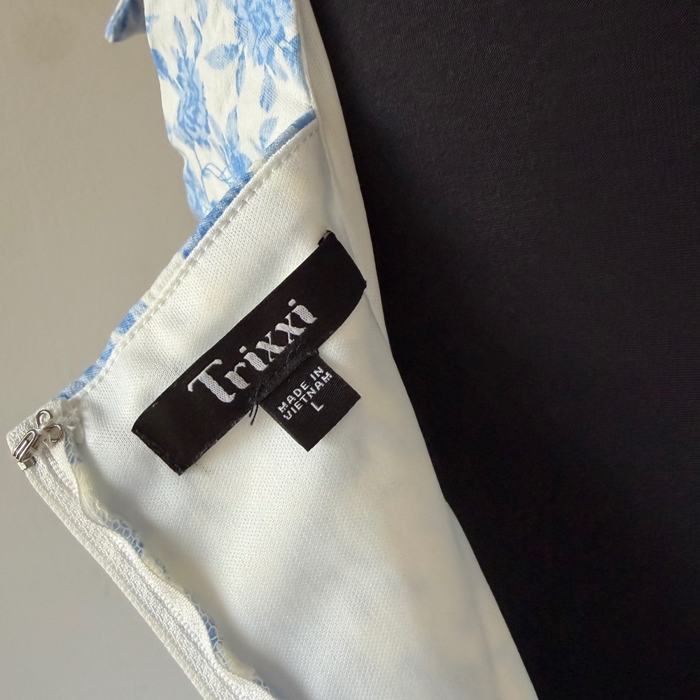 Trixxi Women's White Mini Summer Dresses with Blue Floral Print Size L - Picture 3 of 16